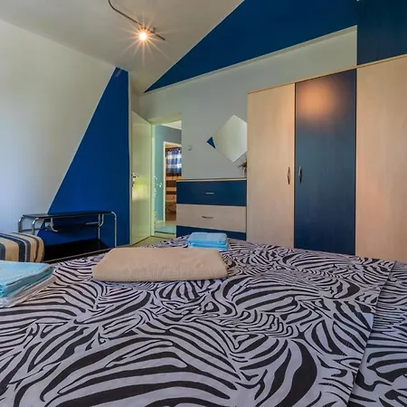 Apartment Mladenka *