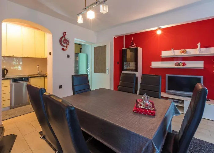 Apartment Mladenka