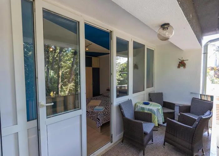 Mladenka Apartament Dramalj